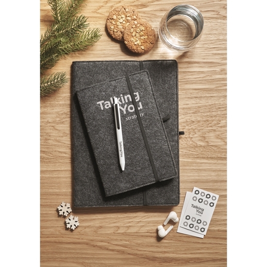 FELTBOOK