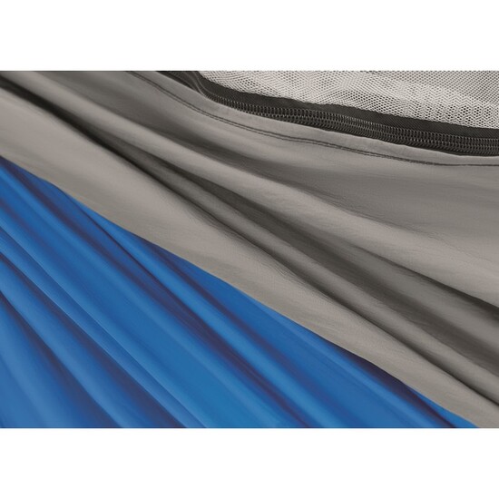 Hängematte mit Moskitonetz