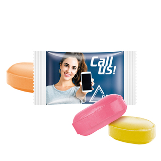 Fruchtmix Bonbon im weißen Flowpack