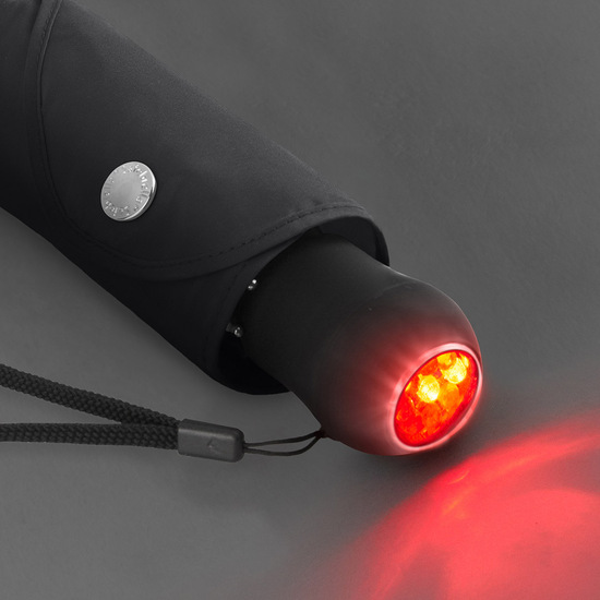Taschenschirm Safebrella® LED-Lampe