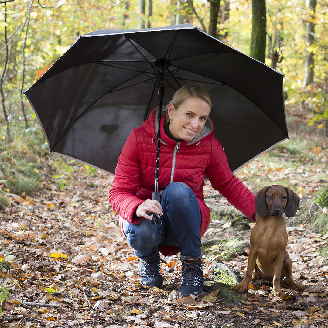 AC-Gästeschirm FARE® DoggyBrella®
