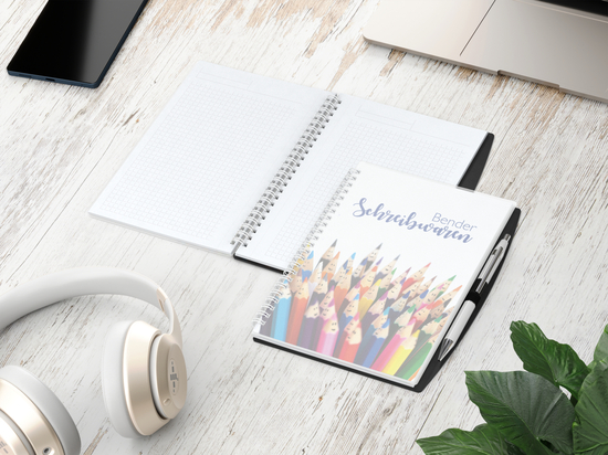 Notizbuch Spiralbindung Pen-Book Stiftschlaufe Titel individuell bedruckt