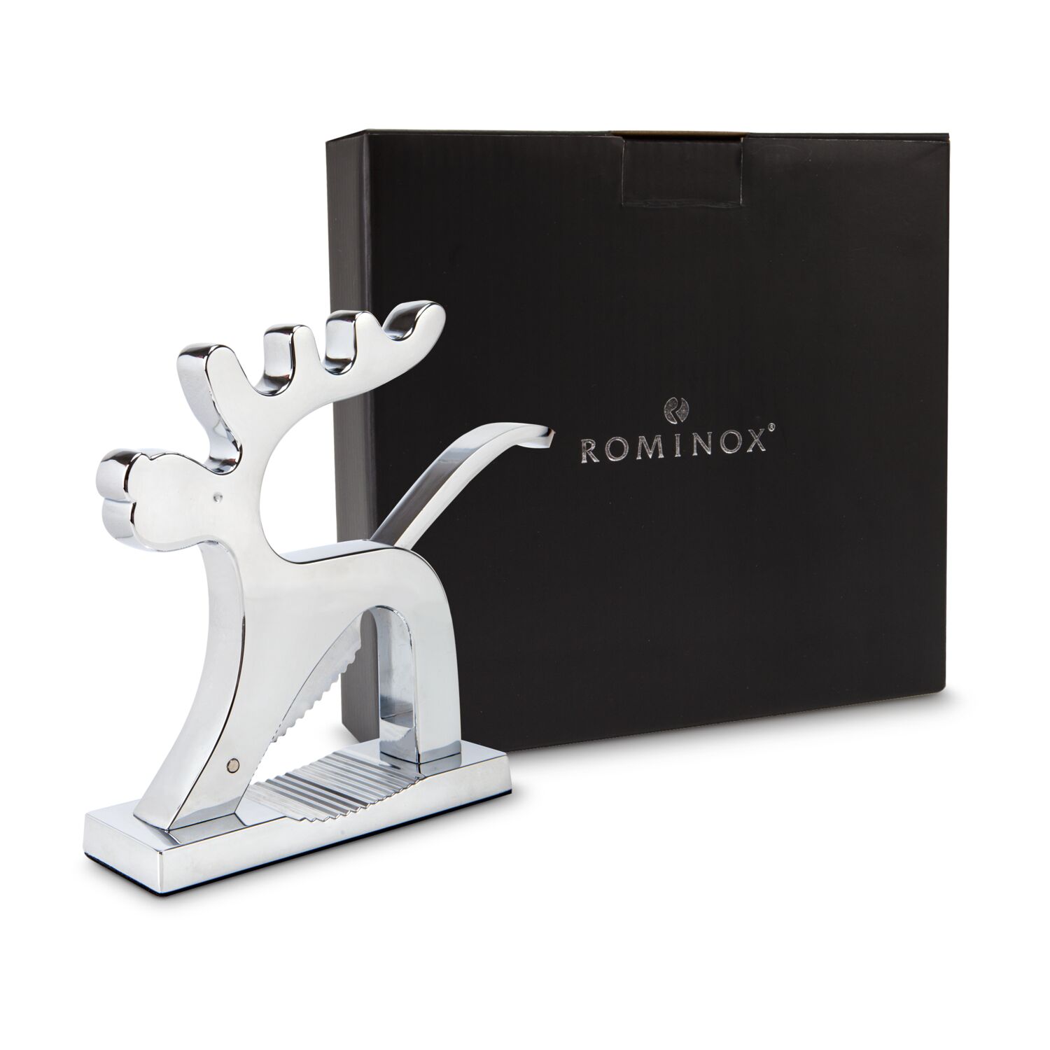 Sie können gleich loslegen: Der hochwertige, massive Rentier-Nussknacker mit Federung liegt in 600 g Walnüssen im schwarzen Geschenkkarton.