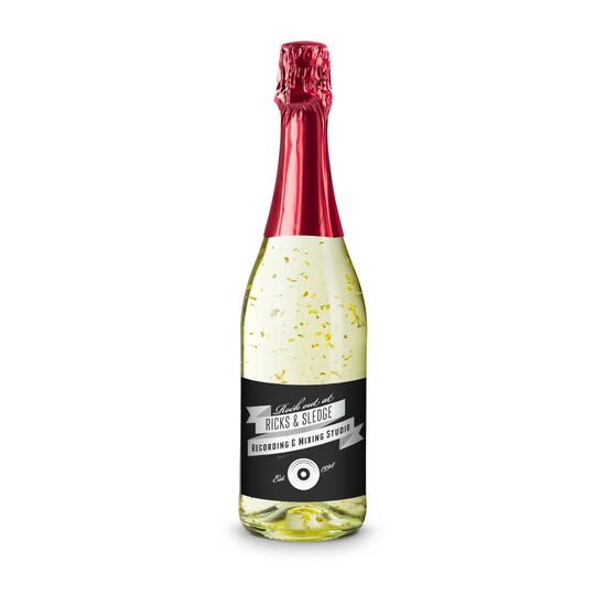 0,75 l aromatisiertes, schaumweinhaltiges Getränk mit lebensmittelechtem Blattgold, Alkohol 11% Vol.