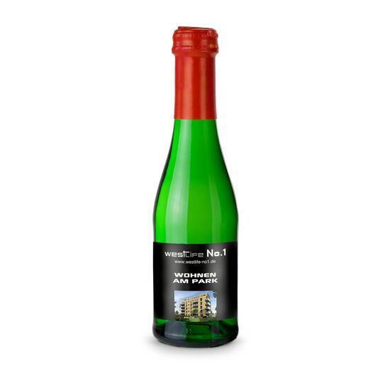 0,2 l klassisches Sekt Cuvée trocken in grüner Flasche mit Schraubverschluss, Alkohol 11% Vol.