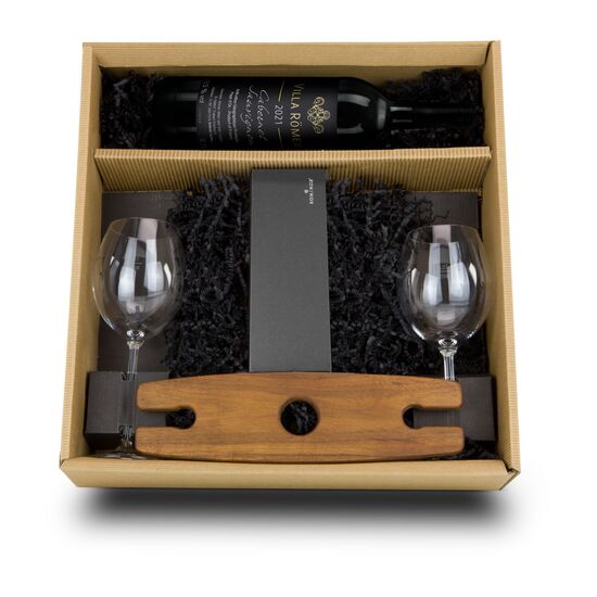 Eine Flasche Cabernet Sauvignon (0,75 l), 2 Rotweingläser, 1 ROMINOX® Weinglashalter aus Holz und dazu 1 ROMINOX® Weinbelüfter-Set
