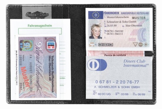 CreativDesign® Ausweistasche "128Select" schwarz