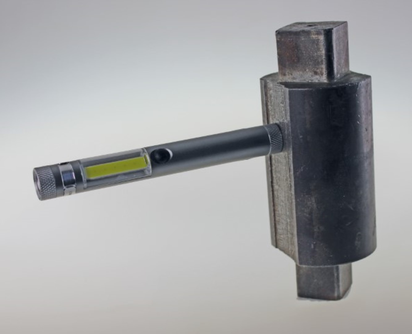 Metmaxx® LED MegaBeam WorkLight "WorklightMidiCOB"