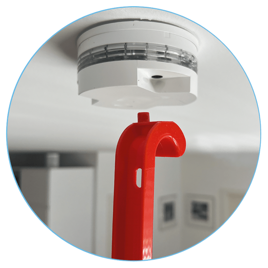 Schuhanzieher + Feuermelderknopf "Testhornet"