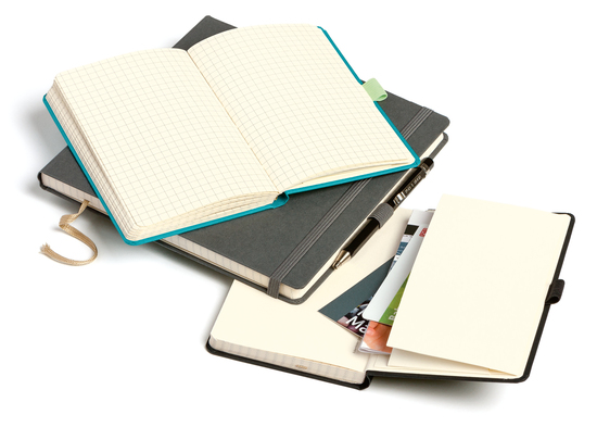 Notizbuch Style Medium im Format 13x21cm, Inhalt blanco, Einband Woody in der Farbe Sludge