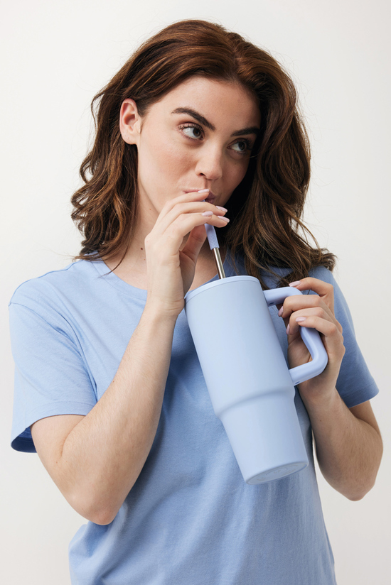 Embrace Deluxe Becher aus RCS recyceltem Edelstahl 900ml