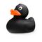schwarze Badeente Blacky XXL im Großformat mit orangenem Schnabel. Größe: ca. 30 cm. Inklusive Quietschventil