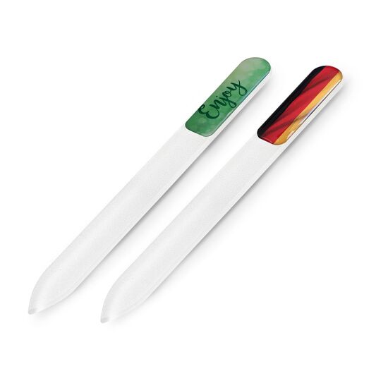 Zur regelmäßigen Nagelpflege gehört in erster Linie die richtige Nagelfeile. Besonders gut eignet sich unser Bestseller - die Glasnagelfeile