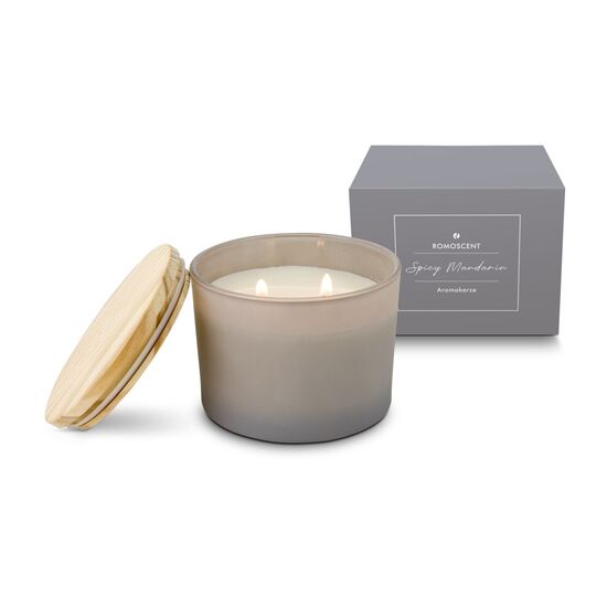 Moderne 2-Docht-Kerze (ca. 330 g) mit Betonoptik und passendem Holzdeckel, in Geschenkkarton. Exotisch, fruchtiger Duft.