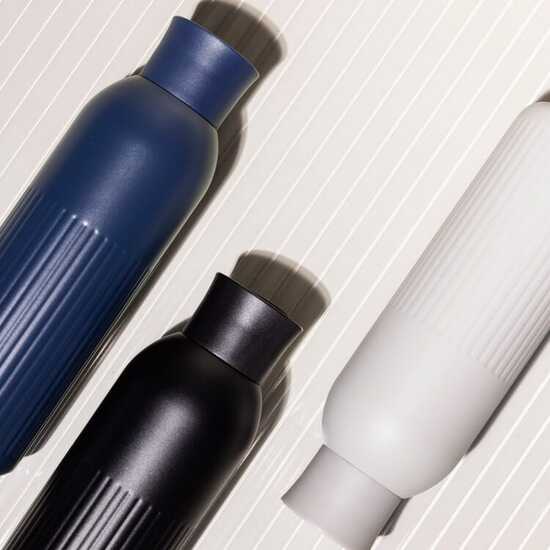 Sagaform Tekla Push Stahlisolierflasche mit Druckverschluss (recycelt) 500 ml