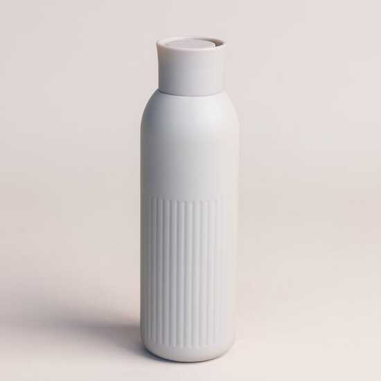Sagaform Tekla Push Stahlisolierflasche mit Druckverschluss (recycelt) 500 ml