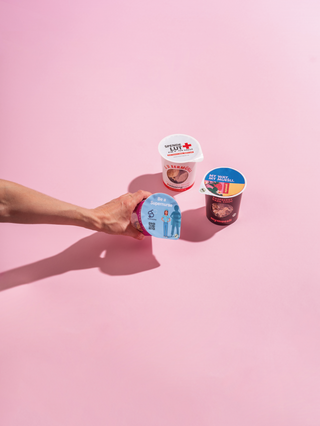 Bio-Müsli Portionsbecher mit Logosticker 85 g